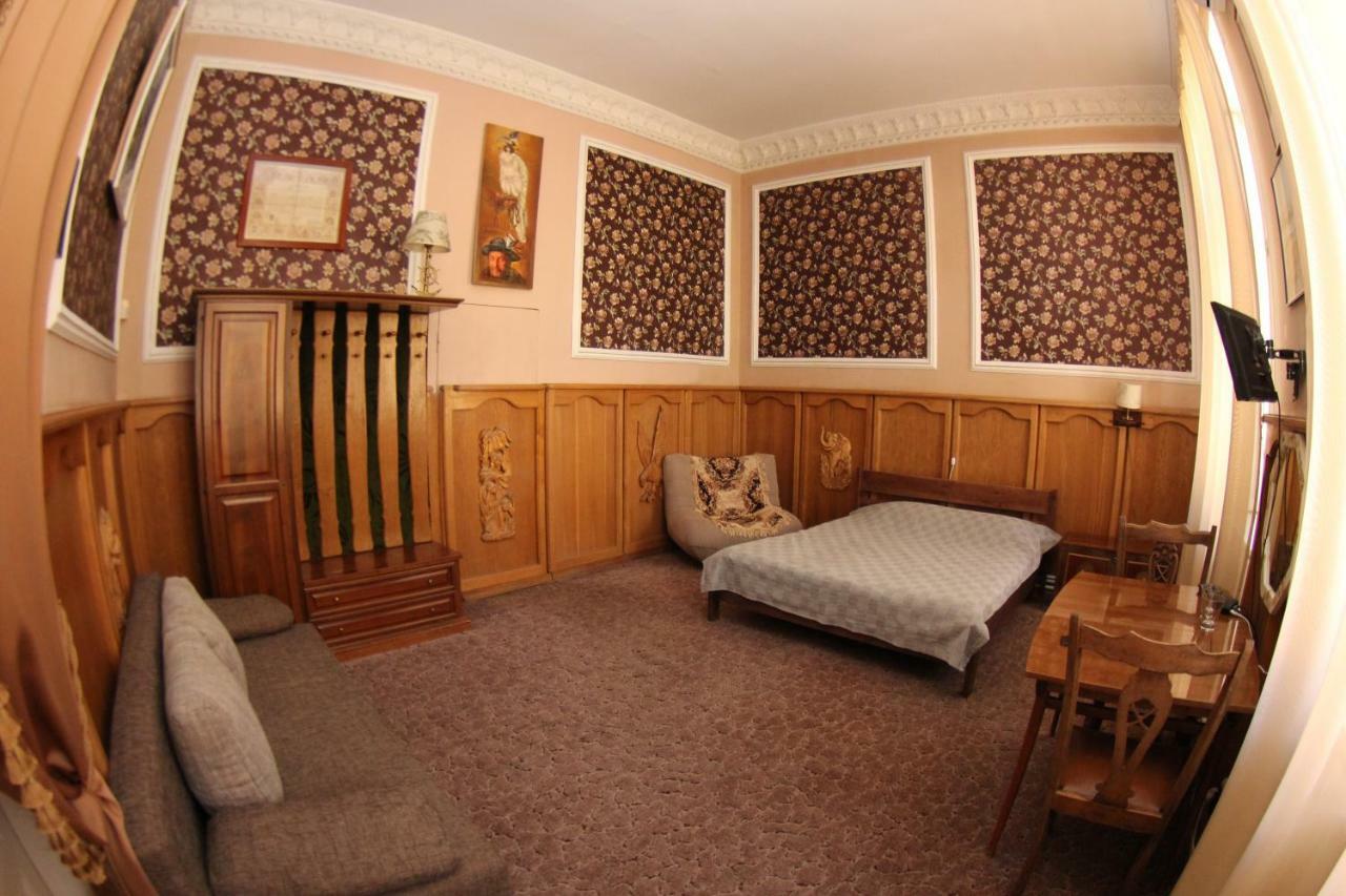 Orpheus Hostel&Apartments Odessa Buitenkant foto